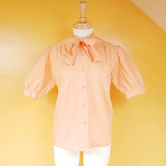 Vintage Peach Swiss Dot Blouse w Bow 6/8 - Picture 1 of 5